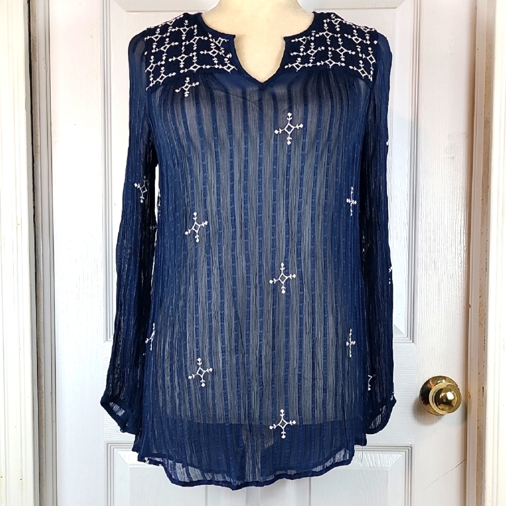 Krinkle Fabric Embroidered Blouse